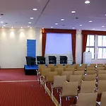 Hotel Airporthotel Berlin-adlershof 3*