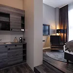 Hotel Airporthotel Berlin-adlershof 3*