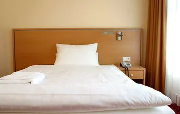 Отель Airporthotel Berlin-adlershof