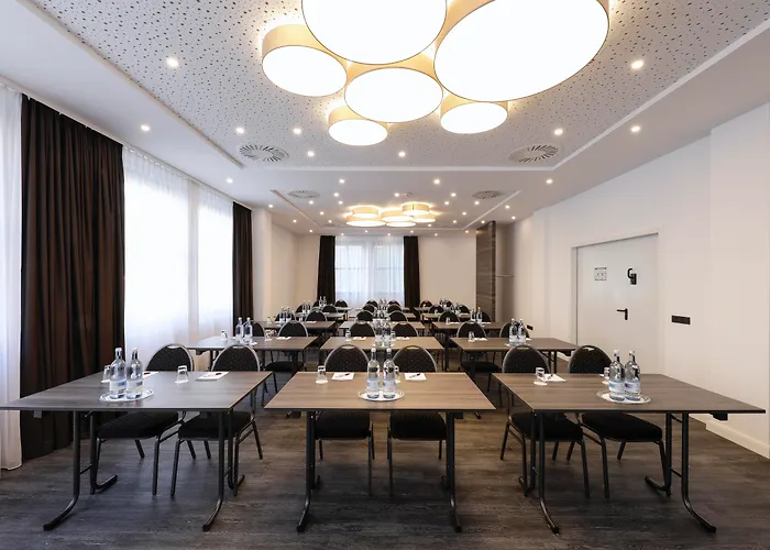 Airporthotel Berlin-adlershof 3*