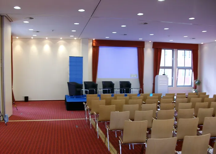 Szálloda Airporthotel Berlin-adlershof 3*