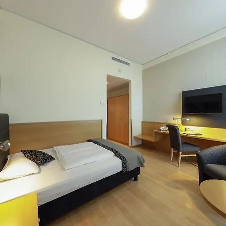 Airporthotel Berlin-adlershof Hotel