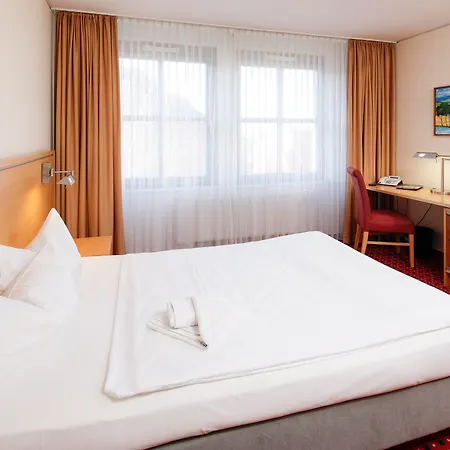 מלון Airporthotel Berlin-adlershof ברלין