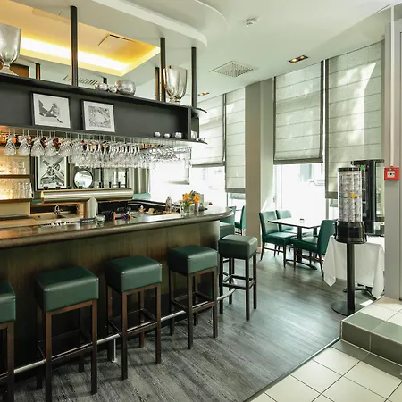 מלון Airporthotel Berlin-adlershof